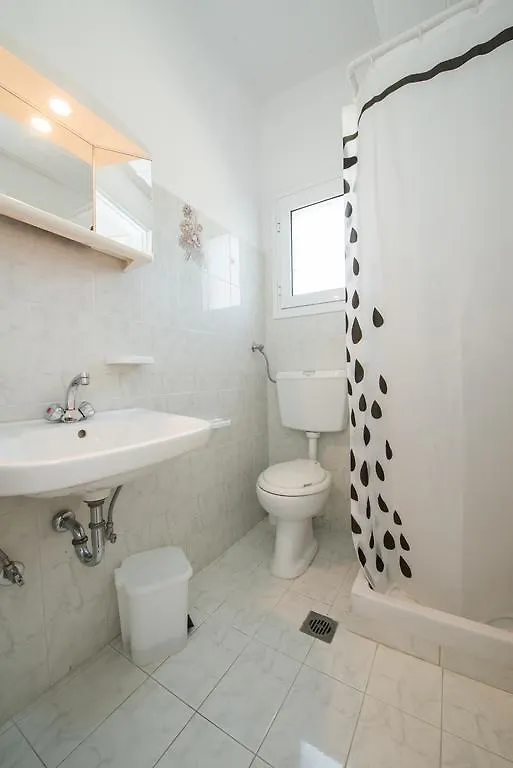 Aristea Studios Mousata Apartament