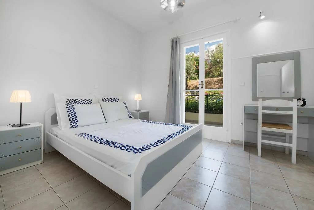 Aristea Studios Mousata Apartament