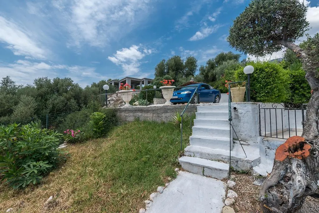 Aristea Studios Mousata Apartament
